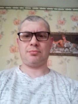 Денис, года, Кизел