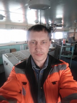 Сергей, лет, Холмск