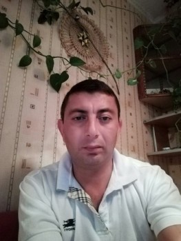 Бено, лет, Саки